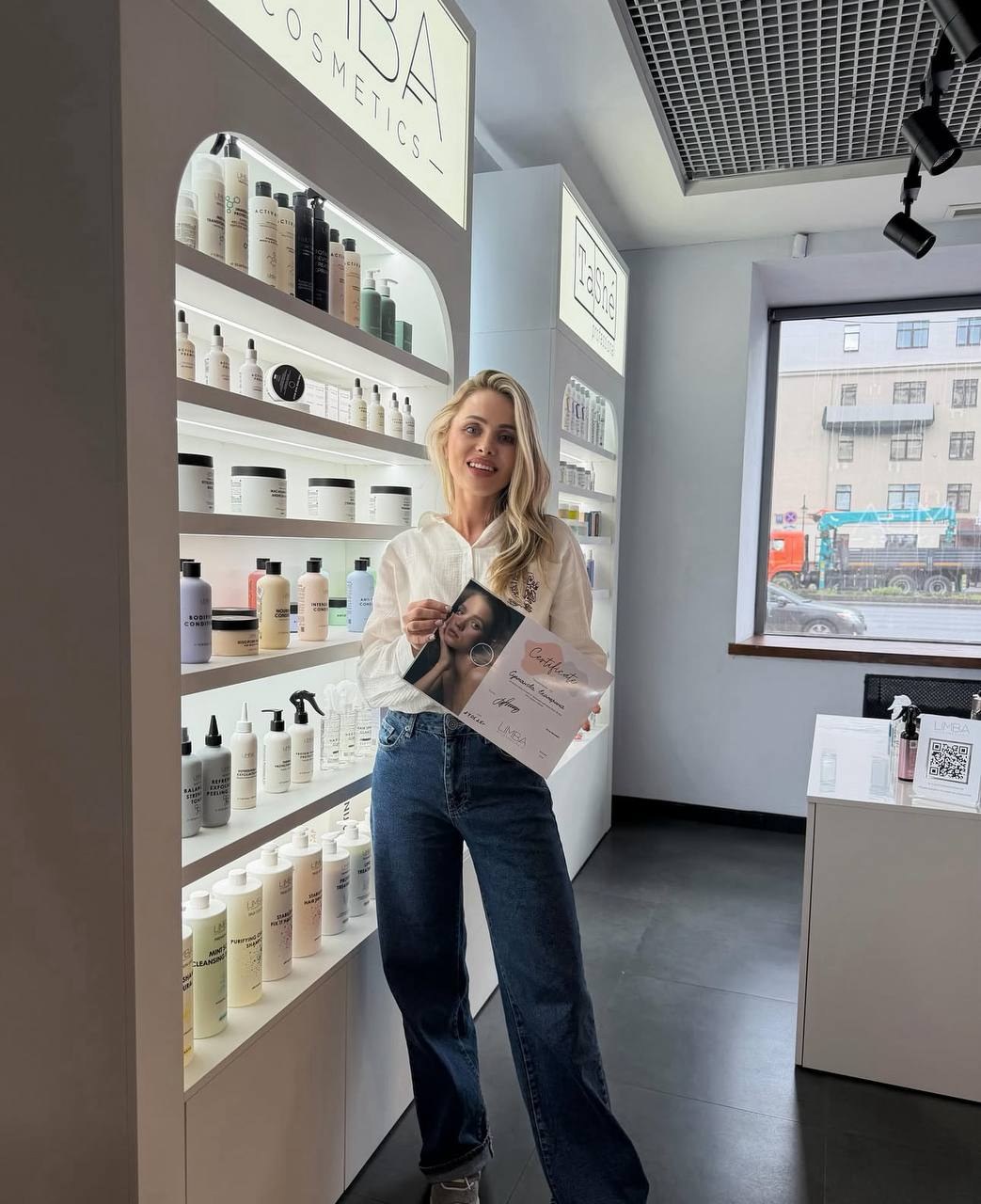 Екатерина Султанова в салоне